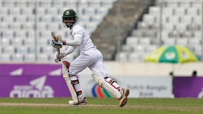 FILE PHOTO: Bangladesh's Mominul Haque (REUTERS)