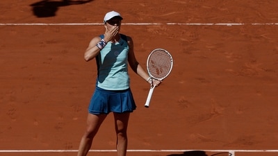 Swiatek will face No. 20 Daria Kasatkina in one women's semifinal (REUTERS)
