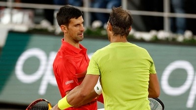French Open - Roland Garros: Spain's Rafael Nadal shakes hands with Serbia's Novak Djokovic after winning their quarter final match (REUTERS)