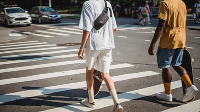 3. Casual shorts - How could a list of men's wardrobe staples ever be complete without shorts? A pair of high-quality classic and comfortable pair of shorts is a worthwhile investment. The right kind of basics for men is the most important aspect of every ensemble and a pair of basic shorts will always be a favourite of all men. It goes well with a shirt, t-shirt, polo, tank top, and so on. They are quick to dry and clean, making them an excellent summer choice.&nbsp; (Budgeron Bach)