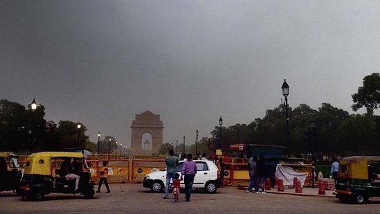 A view of India Gate on an overcast day in New Delhi, India.