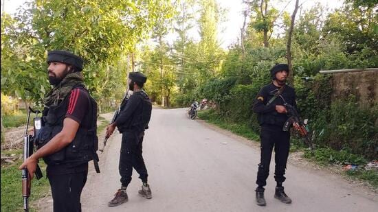 A civilian was shot at by suspected terrorists on Wednesday in Keegam area of Shopian district, police said, adding that he is undergoing treatment. (ANI file)