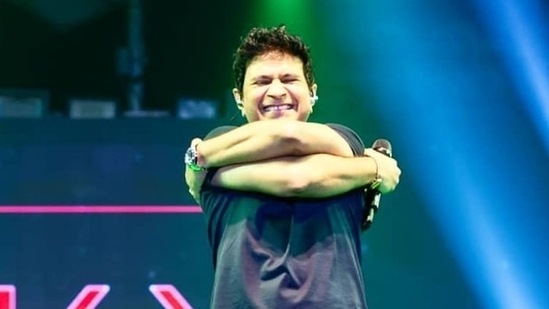 KK's last song at the Kolkata concert was his debut song, Pal.