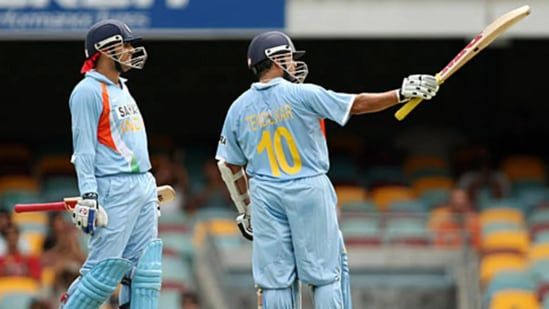 Virender Sehwag and Sachin Tendulkar during the CB series in Australia in 2008(AFP/File)