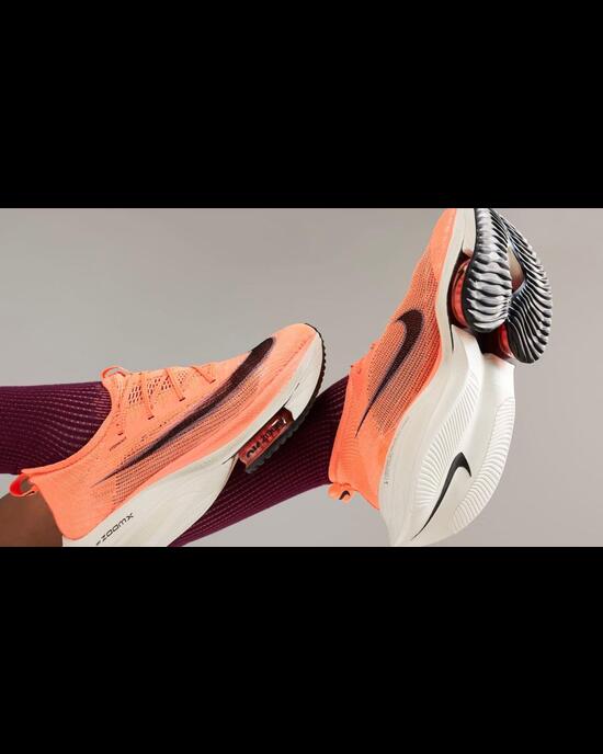 Does tech help Nike Air Zoom Alphafly NEXT% set a new racing shoe