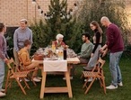 Tips and fun things to do as a family this summer and strengthen your bond (Askar Abayev) Tips and fun things to do as a family this summer and strengthen your bond (Askar Abayev)