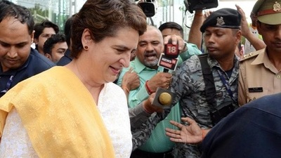Congress general secretary Priyanka Gandhi Vadra arrives at Chaudhary Charan Singh International Airport in Lucknow on Wednesday. (ANI Photo) (HT_PRINT) Congress general secretary Priyanka Gandhi Vadra arrives at Chaudhary Charan Singh International Airport in Lucknow on Wednesday. (ANI Photo) (HT_PRINT)