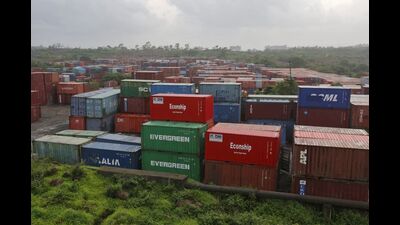 India’s merchandise import in May 2022 was USD 60.62 billion, an increase of 56.14% over USD 38.83 billion in May 2021 (REUTERS File Photo) India’s merchandise import in May 2022 was USD 60.62 billion, an increase of 56.14% over USD 38.83 billion in May 2021 (REUTERS File Photo)