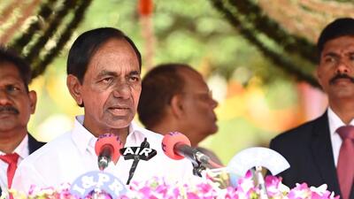Telangana Rashtra Samithi president and chief minister K Chandrasekhar Rao reiterated that his government and the party would continue to fight against the politics of hatred and discrimination of the Bharatiya Janata Party. (HT) Telangana Rashtra Samithi president and chief minister K Chandrasekhar Rao reiterated that his government and the party would continue to fight against the politics of hatred and discrimination of the Bharatiya Janata Party. (HT)