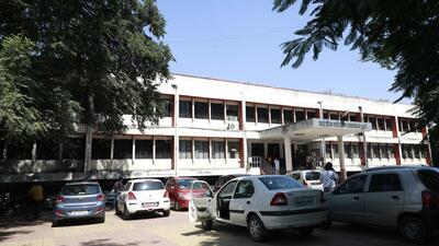 The Maharashtra state transport department on Thursday announced to provide road transport office (RTO) facilities online. (In pic) Pune RTO (HT FILE PHOTO) The Maharashtra state transport department on Thursday announced to provide road transport office (RTO) facilities online. (In pic) Pune RTO (HT FILE PHOTO)