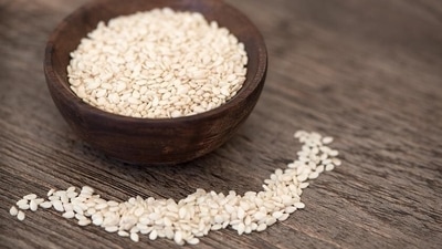 Sesame seeds are packed with several nutrients like zinc, selenium, copper, iron, vitamin B6, and lower risk of cancer. Consuming them daily may also lower risk of Type 2 diabetes and heart disease. They can be sprinked on top of many dishes, added to theplas, cutlets and rotis. (Pixabay) Sesame seeds are packed with several nutrients like zinc, selenium, copper, iron, vitamin B6, and lower risk of cancer. Consuming them daily may also lower risk of Type 2 diabetes and heart disease. They can be sprinked on top of many dishes, added to theplas, cutlets and rotis. (Pixabay)