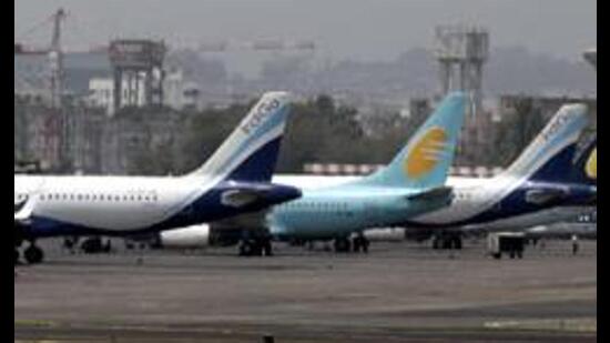 The state government on Wednesday issued the order to release ₹52.70 crore funds for the land acquisition process to be carried out for the expansion of the Kolhapur airport. (REPRESENTATIVE IMAGE)