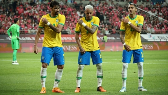 2022 World Cup: Neymar Convert Penalty Kick Goal vs. South Korea