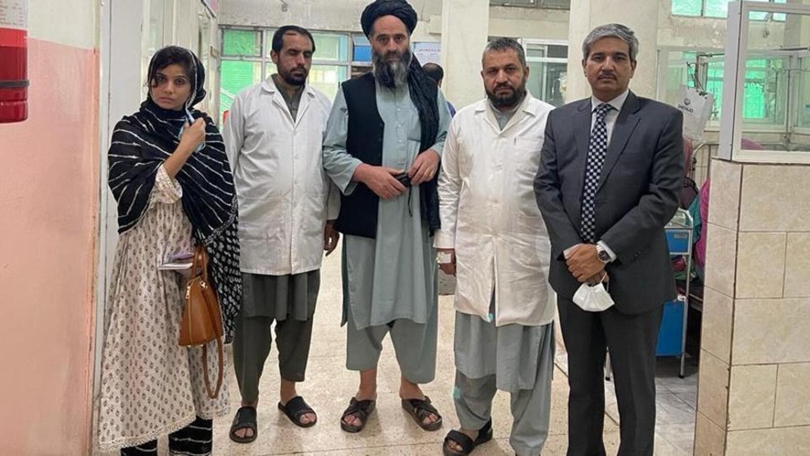 Mujer diplomática forma parte del escuadrón indio que se reúne con los líderes talibanes en Kabul |  Últimas noticias India
