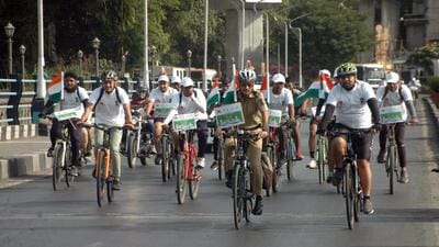 A cycle rally from Aga Khan Palace to Deccan college organised by Nehru Yuva Kendra, on Friday. (HT PHOTO) A cycle rally from Aga Khan Palace to Deccan college organised by Nehru Yuva Kendra, on Friday. (HT PHOTO)