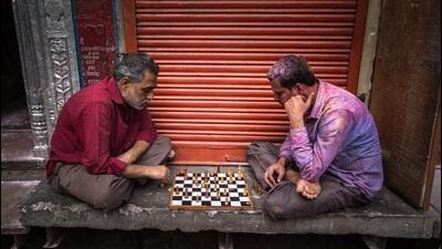 Playing chess in Vrindavan, Uttar Pradesh. (Shutterstock) Playing chess in Vrindavan, Uttar Pradesh. (Shutterstock)