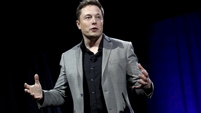 Tesla CEO Elon Musk has sent an email to all employees informing that the company is pausing all hiring worldwide.&nbsp; (REUTERS)