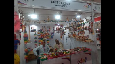 Wooden toys of Chitrakoot were a hit among the locals who came to the exhibition. (HT Photo)