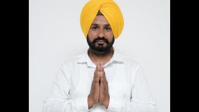 Gurmail Singh, 38, is the Aam Aadmi Party candidate for the Sangrur Lok Sabha byelection to be held on June 23. He is a confidant of chief minister Bhagwant Mann. (HT Photo) Gurmail Singh, 38, is the Aam Aadmi Party candidate for the Sangrur Lok Sabha byelection to be held on June 23. He is a confidant of chief minister Bhagwant Mann. (HT Photo)