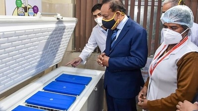 New Delhi: Union Health Minister Harsh Vardhan visits Guru Teg Bahadur Hospital to review the dry run drill for administering Covid-19 vaccine. (twitter/@drharshvardhan) New Delhi: Union Health Minister Harsh Vardhan visits Guru Teg Bahadur Hospital to review the dry run drill for administering Covid-19 vaccine. (twitter/@drharshvardhan)