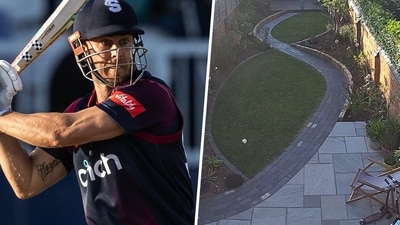 Chris Lynn's enormous six lands in house adjacent to stadium (Twitter)