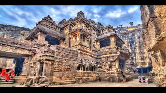 The Kailasa temple, cave 16 in Ellora, Maharashtra. (Shutterstock)