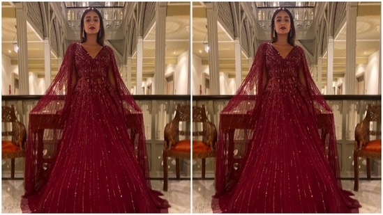Ileana’s fashion diaries are a treat for sore eyes. A few days back, Ileana gave us major festive fashion goals in a stunning dark pink gown from the shelves of Jigar Mali.(Instagram/@ileana_official)
