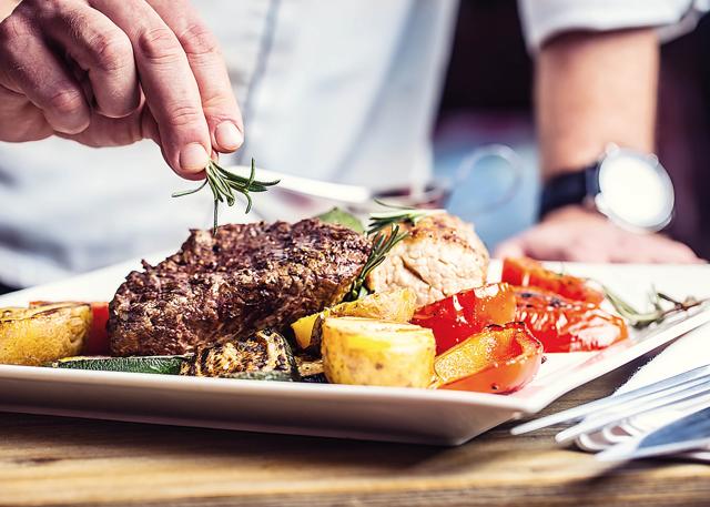 India has never been a vegetarian country. Archaeological evidence suggests meat-eating was always part of the Hindu tradition India has never been a vegetarian country. Archaeological evidence suggests meat-eating was always part of the Hindu tradition