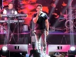 Krishnakumar Kunnath, popularly known as KK, during his performance at Nazrul Mancha in Kolkata. (PTI)(PTI) Krishnakumar Kunnath, popularly known as KK, during his performance at Nazrul Mancha in Kolkata. (PTI)(PTI)