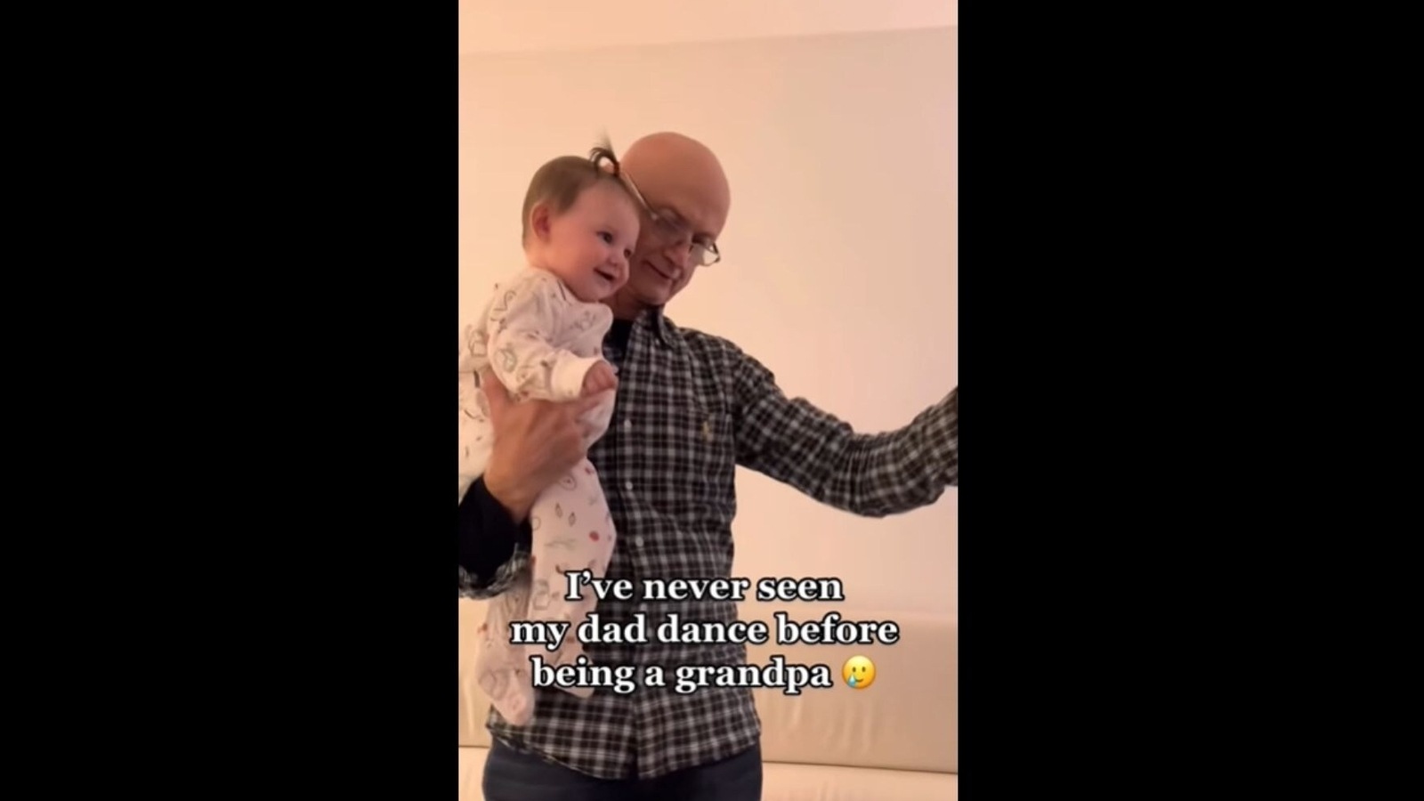 Grandpa Dances Adorably To Entertain His Granddaughter Watch Cute