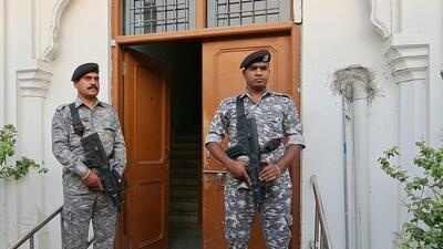 CRPF personnel standing on guard outside the residence of Akal Takht jathedar Giani Harpreet Singh in Amritsar on Saturday. (Sameer Sehgal/HT) CRPF personnel standing on guard outside the residence of Akal Takht jathedar Giani Harpreet Singh in Amritsar on Saturday. (Sameer Sehgal/HT)