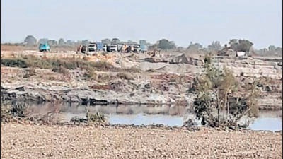 Congress leader Sarbjit Singh Bunty said before AAP came to power in Punjab, sand was available at  ₹1,500 a trolley, but the price has now risen to  ₹4,000. (Representative image)