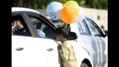 HC was hearing a plea from one Pabudan, whose three children, two sons and a daughter, were rescued by Chandigarh social welfare department teams from Sector 17 in April 2022. (HT File Photo) HC was hearing a plea from one Pabudan, whose three children, two sons and a daughter, were rescued by Chandigarh social welfare department teams from Sector 17 in April 2022. (HT File Photo)