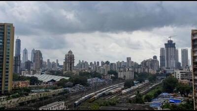 Weather department officials said that a rise in maximum temperatures by about two degrees Celsius is very likely over most parts of northwest and central India in the next few days. (REPRESENTATIVE PHOTO) Weather department officials said that a rise in maximum temperatures by about two degrees Celsius is very likely over most parts of northwest and central India in the next few days. (REPRESENTATIVE PHOTO)