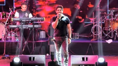 Krishnakumar Kunnath, popularly known as KK, during his performance at Nazrul Mancha in Kolkata. (PTI) (PTI) Krishnakumar Kunnath, popularly known as KK, during his performance at Nazrul Mancha in Kolkata. (PTI) (PTI)