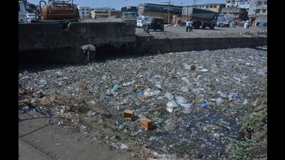 Debris at the nullah in Sangampada area of Bhiwandi Nizampura City Municipal Corporation limits would be cleared in the coming days, said the civic chief. He added that 80% work of cleaning nullahs, drains has been completed. (PRAFUL GANGURDE/HT PHOTO) Debris at the nullah in Sangampada area of Bhiwandi Nizampura City Municipal Corporation limits would be cleared in the coming days, said the civic chief. He added that 80% work of cleaning nullahs, drains has been completed. (PRAFUL GANGURDE/HT PHOTO)