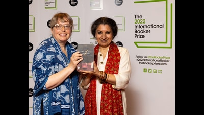 Geetanjali Shree’s ‘Tomb of Sand’, which Daisy Rockwell translated into English for the global audience, became the first Hindi novel to win the International Booker Prize. (Twitter/@TheBookerPrizes) Geetanjali Shree’s ‘Tomb of Sand’, which Daisy Rockwell translated into English for the global audience, became the first Hindi novel to win the International Booker Prize. (Twitter/@TheBookerPrizes)