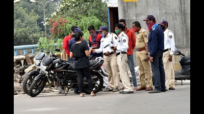 In all 9,847 motorists were penalised for no parking (HT FILE PHOTO) In all 9,847 motorists were penalised for no parking (HT FILE PHOTO)