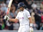 England's Joe Root acknowledges applause as he leaves the pitch at the end of play on Day 3 England's Joe Root acknowledges applause as he leaves the pitch at the end of play on Day 3