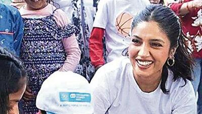 Actor Bhumi Pednekar led a plantation drive in Nainital. Actor Bhumi Pednekar led a plantation drive in Nainital.