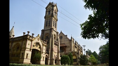 Government public library building in Prayagraj. (HT photo) Government public library building in Prayagraj. (HT photo)