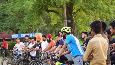 Guru Nanak Dev Engineering College (GNDEC) students during the cycle rally for Sidhu Moosewala in Ludhiana. (HT PHOTO)