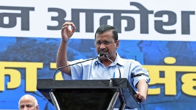 Delhi Chief Minister Arvind Kejriwal addresses Jan Aakrosh Rally over the recent targeted killings in Kashmir, at Jantar Mantar, in New Delhi on Sunday. (ANI Photo)