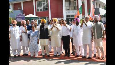 AAP slams Congress turncoats as ‘opportunistic’ (HT FILE) AAP slams Congress turncoats as ‘opportunistic’ (HT FILE)