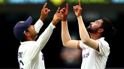 Mohammed Siraj (L) and Mayank Agarwal (Getty Images) Mohammed Siraj (L) and Mayank Agarwal (Getty Images)