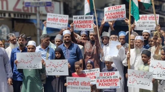 The targeted killings now being undertaken are of Kashmiri Pandits, including those who are working under the government’s special schemes.&nbsp;(Twitter/@razaacademyho)