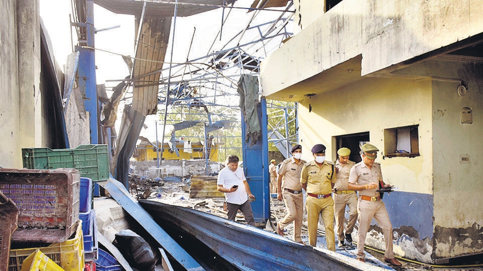Investigation underway after an explosion inside a factory in Uttar Pradesh’s Hapur. (Sakib Ali / HT Photo) Investigation underway after an explosion inside a factory in Uttar Pradesh’s Hapur. (Sakib Ali / HT Photo)