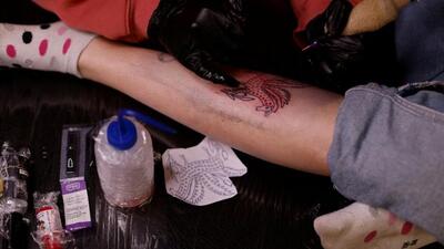 Any tattoo artist or shop found to be tattooing minors will be strictly punished according to law, the Chinese ministry of civil affairs said in a statement carried by state media on Monday (REUTERS/ REPRESENTATIVE IMAGE) Any tattoo artist or shop found to be tattooing minors will be strictly punished according to law, the Chinese ministry of civil affairs said in a statement carried by state media on Monday (REUTERS/ REPRESENTATIVE IMAGE)