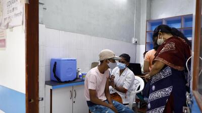 Vaccination drive underway at Pote hospital, Padmavati in Pune. (Rahul Raut/HT PHOTO) Vaccination drive underway at Pote hospital, Padmavati in Pune. (Rahul Raut/HT PHOTO)