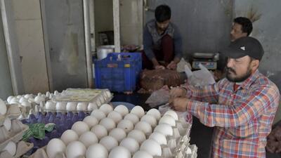 During winters when consumption is the highest, the price of chicken and poultry products had gone up to ₹220 per kg last year in Chandigarh. (HT Photo) During winters when consumption is the highest, the price of chicken and poultry products had gone up to ₹220 per kg last year in Chandigarh. (HT Photo)